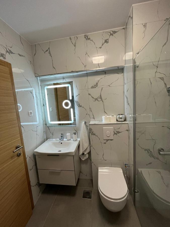 Apartman King มาคาร์สกา ภายนอก รูปภาพ